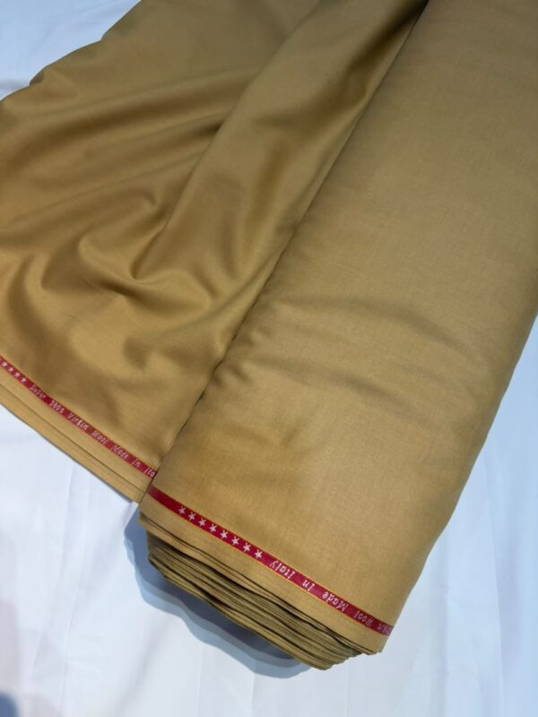 Champagne Gold 8 Star Super 280's Virgin Wool
